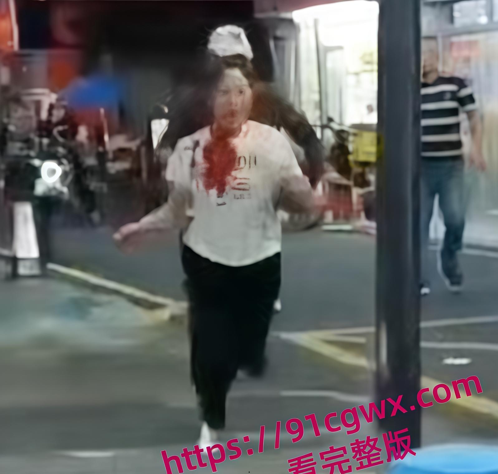 深圳龙岗出轨血案 女方挡刀护情夫，双双重伤血染街头，丈夫持刀被捕！-3