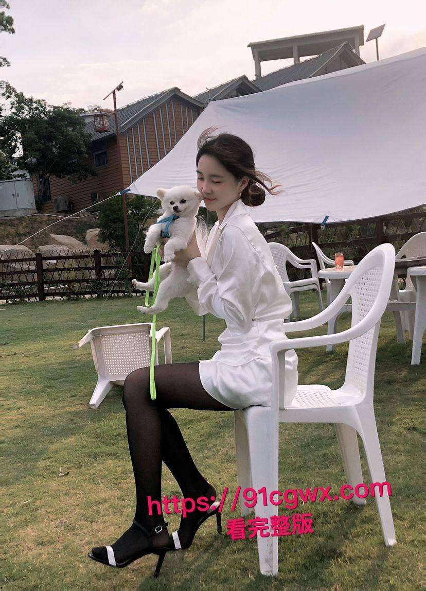 吴萌私密视频泄露!娇小身材大胸反差,嫩滑肌肤让人血脉喷张!-4