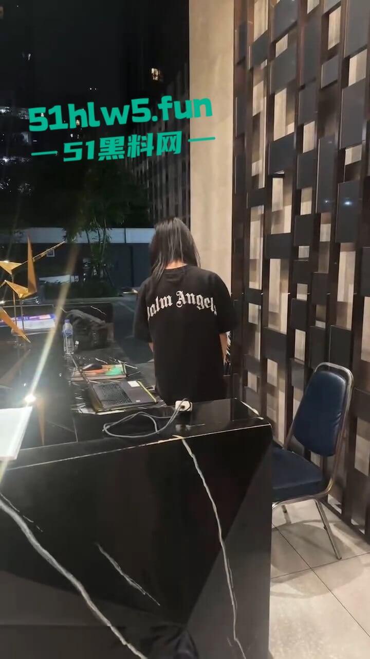 实名曝光婊子!西安渣女【孔祥奥】滥交吸毒给钱即可万人操,屡教不改骗钱骗爱超级恶臭。-16