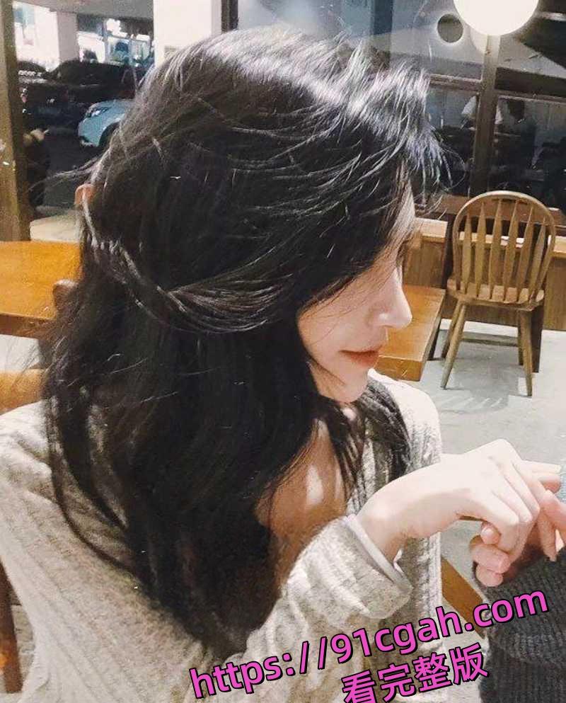 东营利津县利华益大瓜 集团高层领导与交警队女子安文娟玩换妻群交,两百多人全部感染艾滋-12