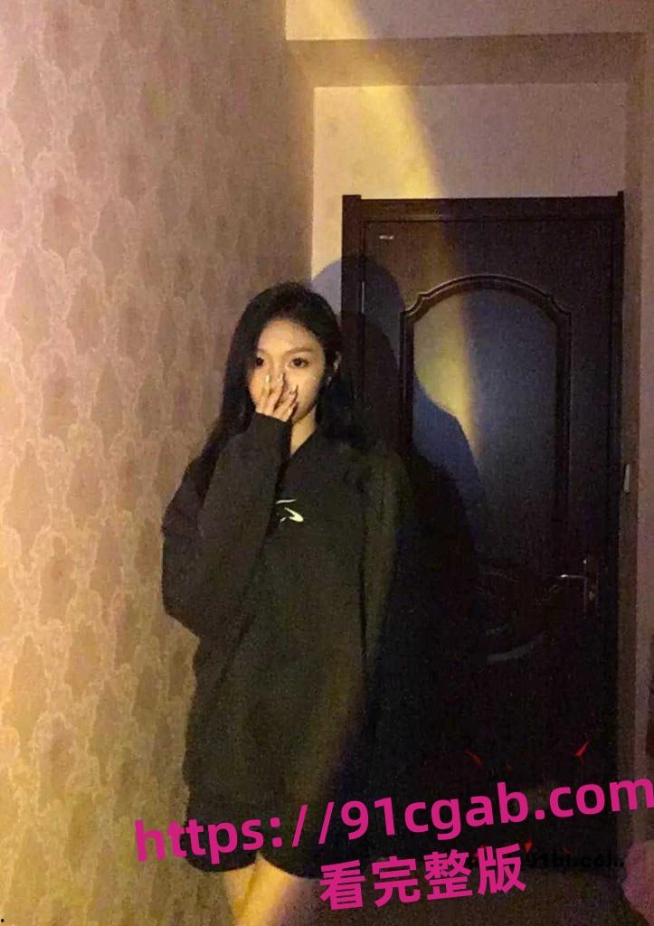 青岛农业大学宋冉冉首次下海被骗炮,这么稚嫩的大学妹脑袋里却这么单纯-2