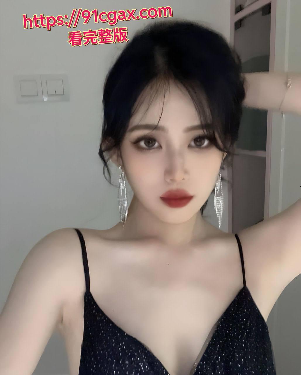 经贸学院高冷女神lixueya私拍视频震撼流出,颠覆清纯形象!-2