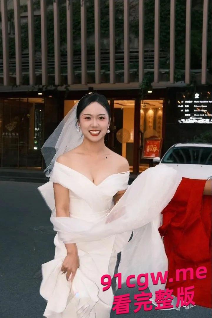 人妻母狗闫冰倩 被7个男人操过 经历过十几次3p！-1