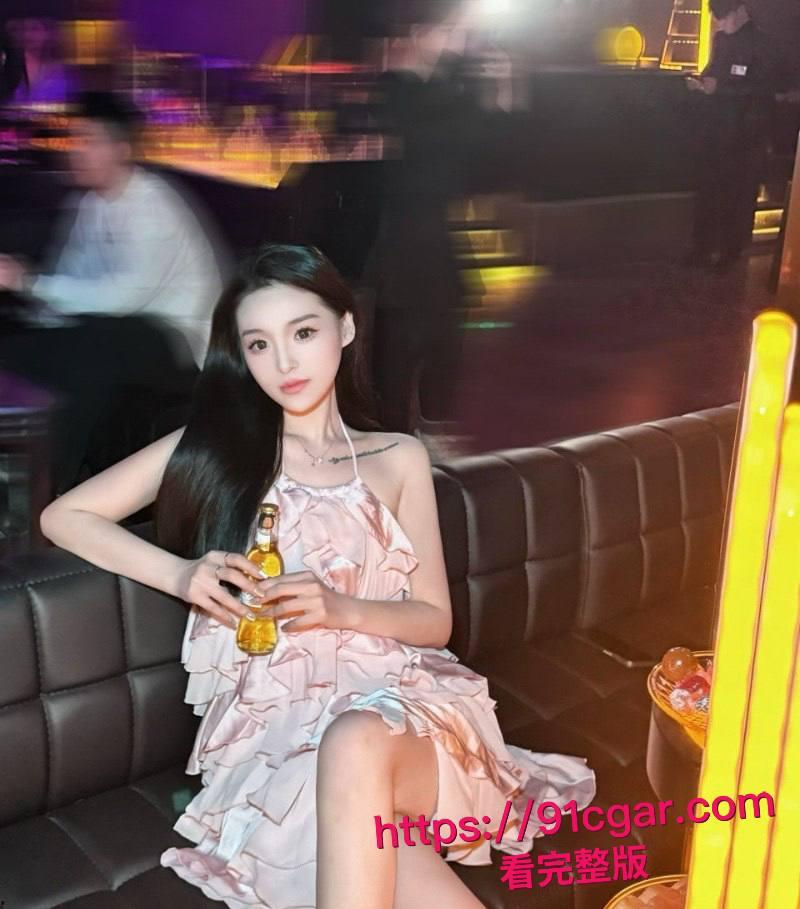 寸止挑战 儿子双飞岳母妈妈 两个极品少妇轮流争夺儿子大屌 互相争宠比谁更浪 最后双双跪求内射!-4