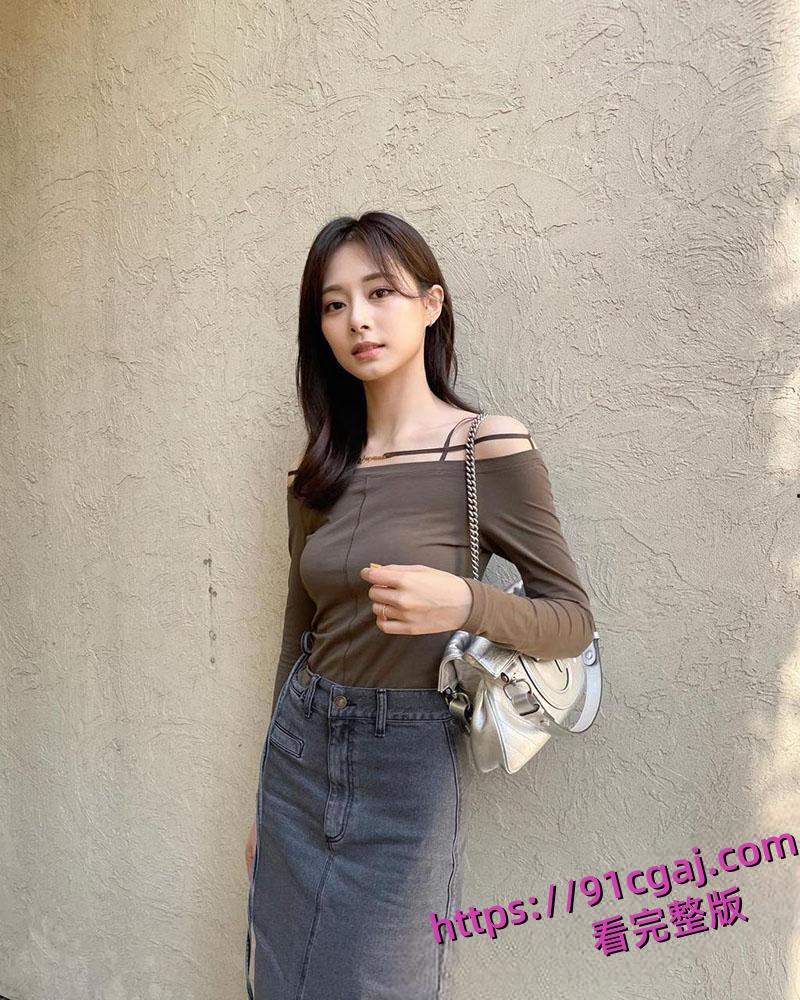 台湾歌手周子瑜在韩国享受极品性爱按摩 全裸露脸被男技师狂草一脸享受-2